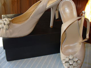 Женская обувь. foto 7