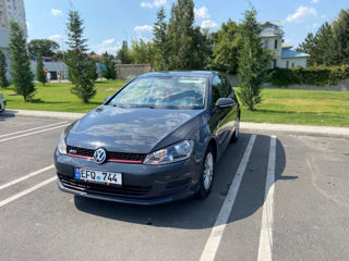 Volkswagen Golf foto 1