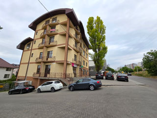 Apartament cu 3 camere, 86 m², Durlești, Chișinău foto 2
