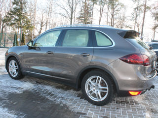 Porsche Cayenne foto 6