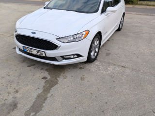 Ford Fusion foto 5