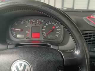 Volkswagen Golf foto 4