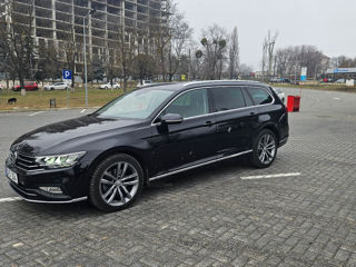 Volkswagen Passat foto 4