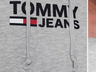 Tommy Hilfiger foto 6