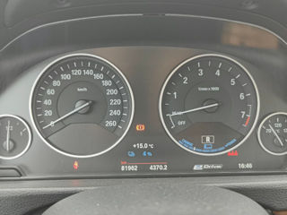 BMW 3 Series foto 14