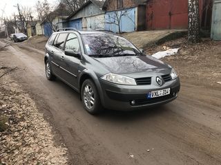 Renault Megane foto 2