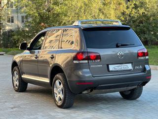 Volkswagen Touareg foto 10