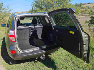 Toyota Rav 4 foto 7