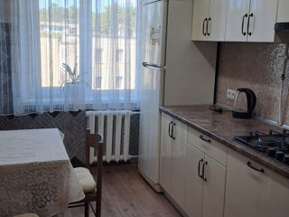 3-комн. кв., 72 м², 7/9 эт.