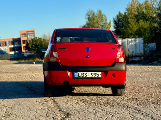 Dacia Logan foto 2