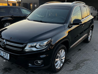 Volkswagen Tiguan foto 3