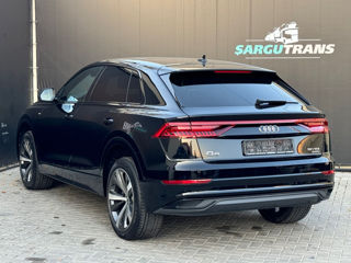 Audi Q8 foto 6