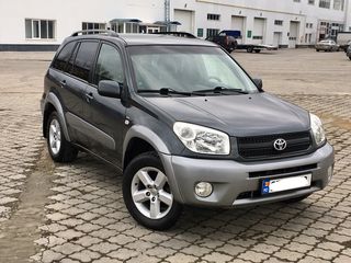 Toyota Rav 4 foto 5