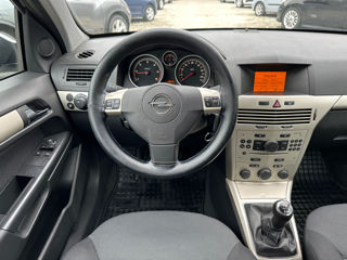 Opel Astra foto 12