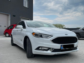 Ford Fusion foto 1