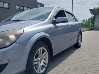 Opel Astra foto 2