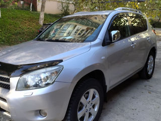 Toyota Rav 4 foto 4