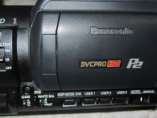 Panasonic Pro AG-HVX200 3CCD P2/DVCPRO 1080i High Definition Camcorder with 13x Optical Zoom практич foto 10
