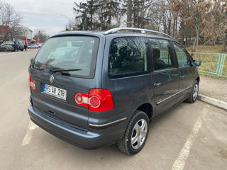 Volkswagen Sharan foto 5