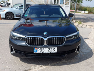 BMW 5 Series foto 2