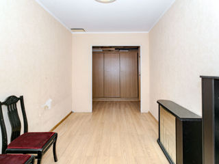 Apartament cu 3 camere, 97 m², Buiucani, Chișinău foto 11