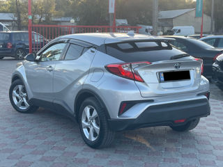 Toyota C-HR foto 3