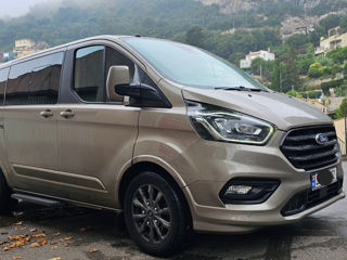 Ford Transit Custom foto 1