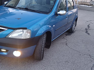 Dacia Logan foto 6