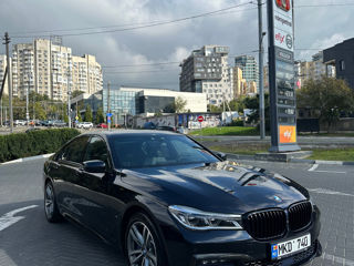 BMW 7 Series foto 2