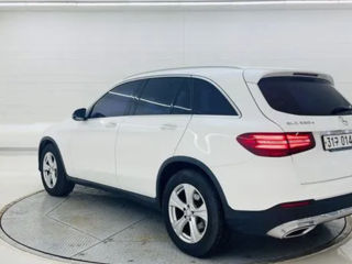 Mercedes GLC foto 2