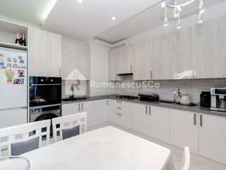 Apartament cu 2 camere, 70 m², Botanica, Chișinău foto 5