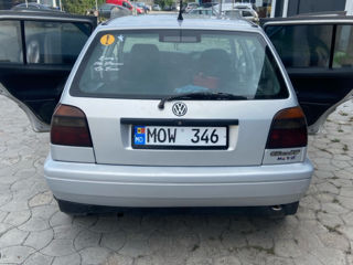 Volkswagen Golf foto 2