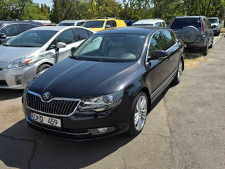 Skoda Superb foto 2