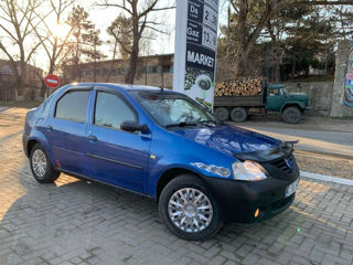 Dacia Logan foto 2