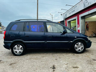 Opel Zafira foto 5