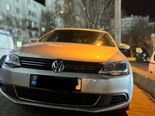 Volkswagen Jetta foto 9