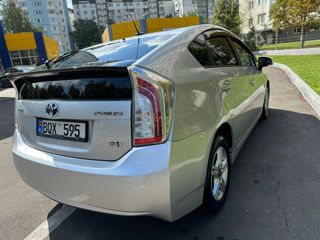 Toyota Prius foto 5