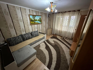 Apartament cu 2 camere, 60 m², Centru, Strășeni