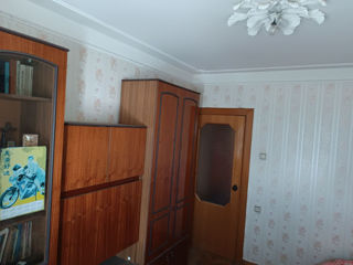 Apartament cu 3 camere, 70 m², 10 cartier, Bălți foto 2