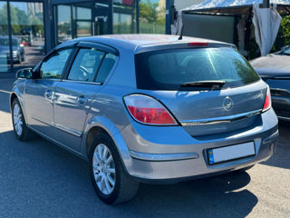 Opel Astra foto 6