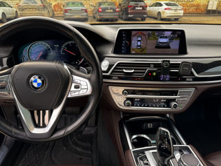 BMW 7 Series foto 8