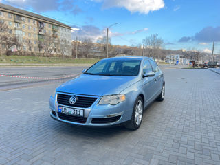 Volkswagen Passat foto 2