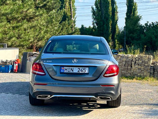 Mercedes E-Class foto 6