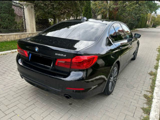 BMW 5 Series foto 3