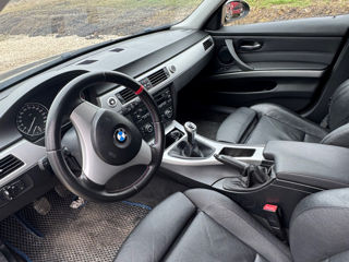 BMW 3 Series foto 5