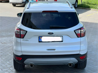 Ford Kuga foto 6