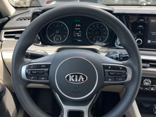 KIA K5 foto 6