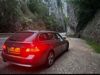 BMW 5 Series foto 2