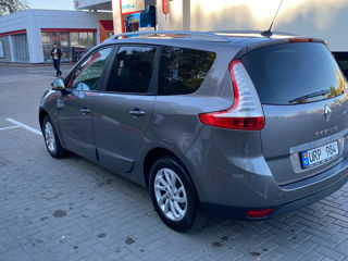 Renault Grand Scenic foto 4