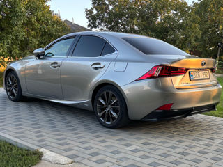 Lexus IS Series foto 3